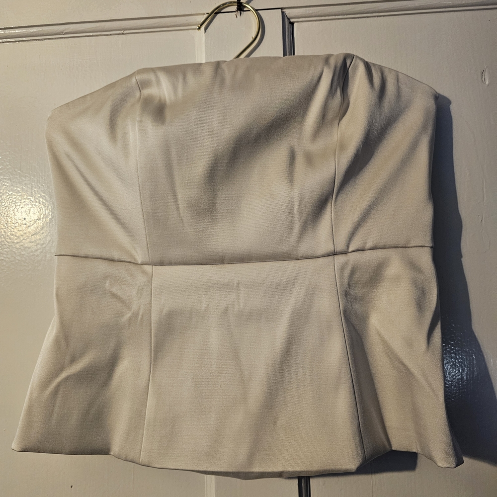Banana Republic Cream Crop Top